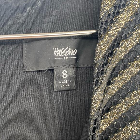 Mossimo Black and Metallic Gold V-Neck Sleeveless Fit and Flare Dress - Picture 5 of 6